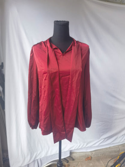 SHEIN  Women's red PETITE Women Solid Color Satin Simple Shirt With Asymmetric Hem Size 4