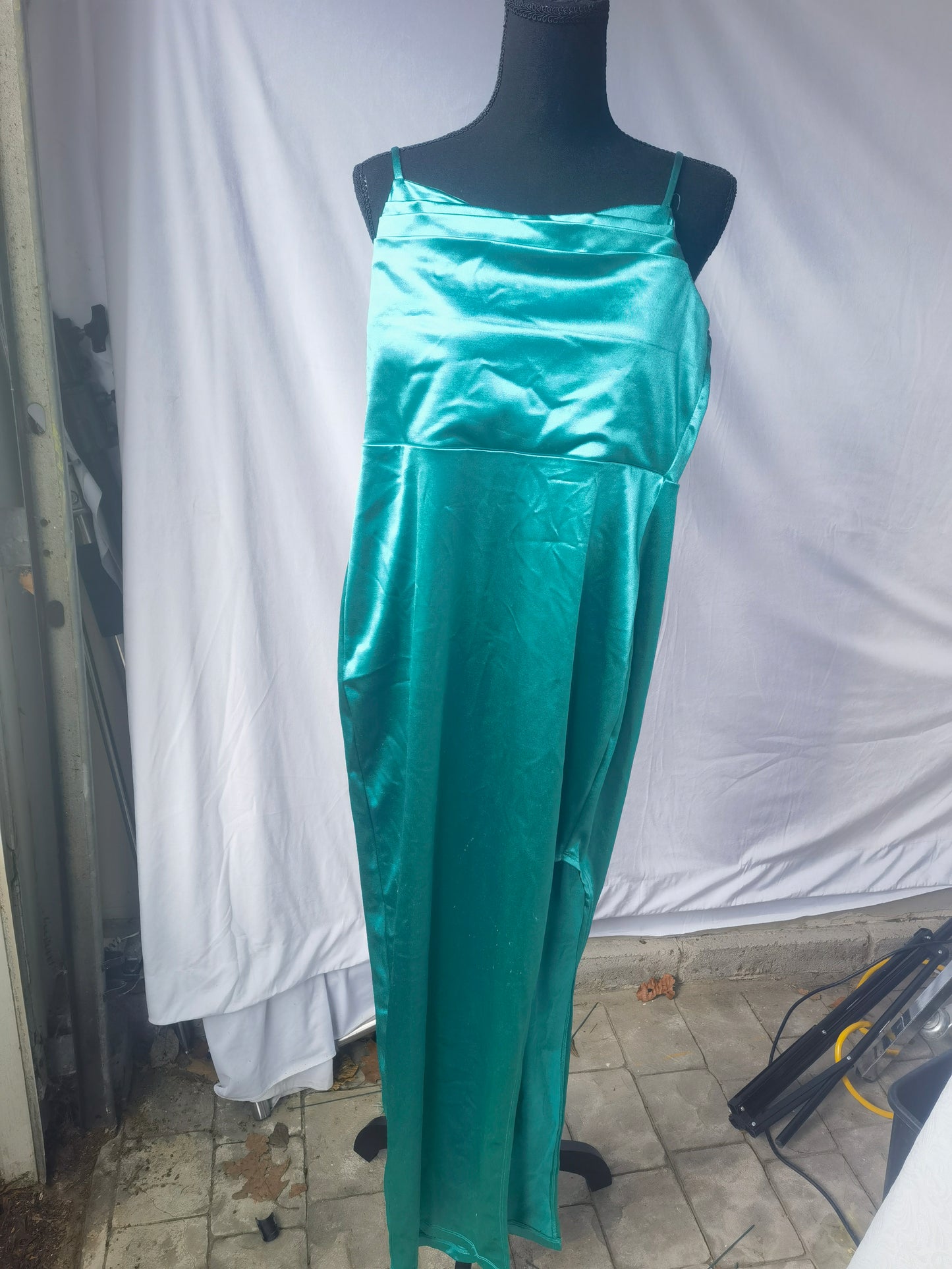 SHEIN Women'sCrisscross Backless Split Thigh Satin Cami  turquoise thin strap high slit drape satin long skirt size S