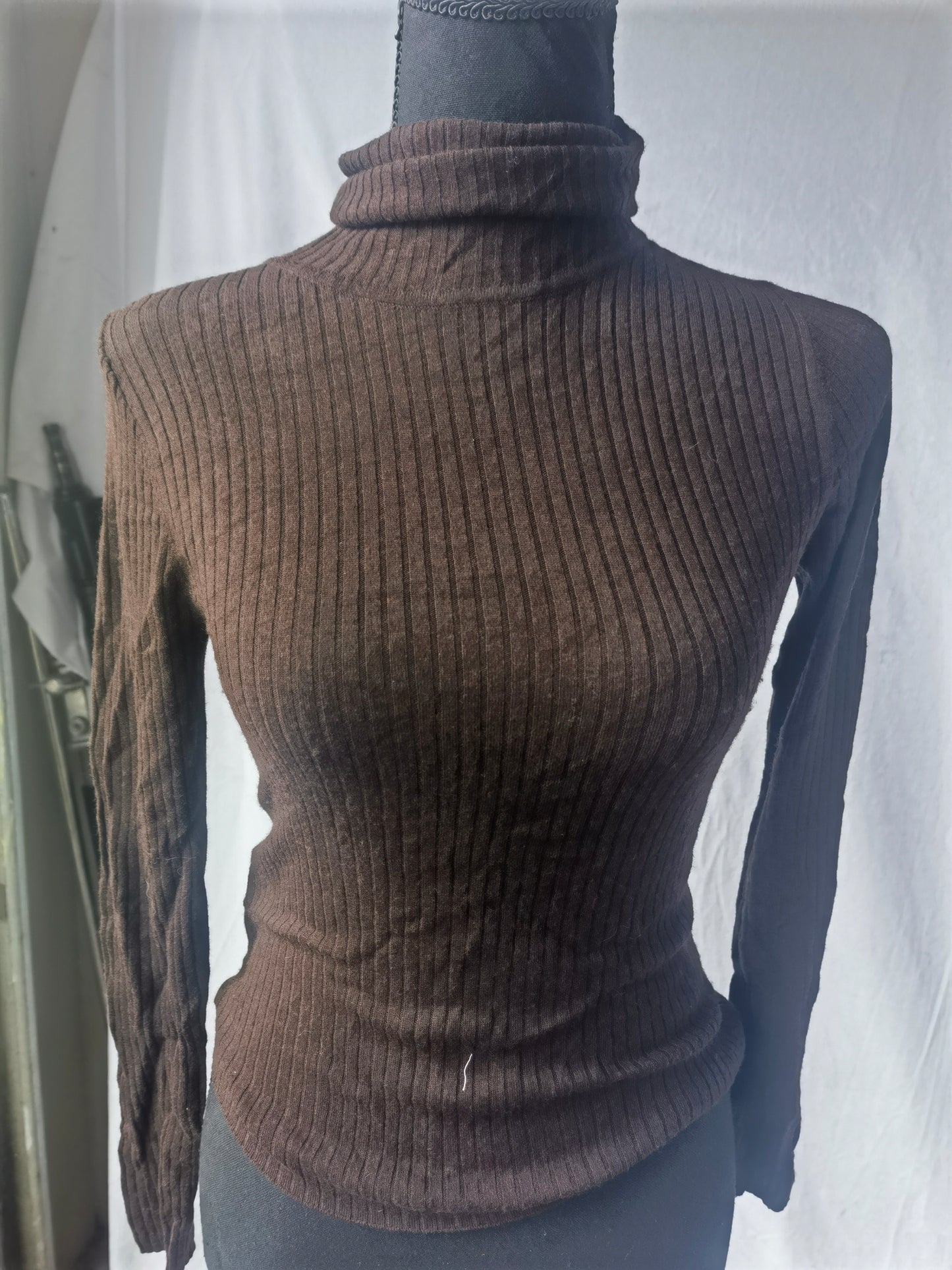 MANGO Women's dark brown high collar pile pleated knitted Turtle neck  sweater size S