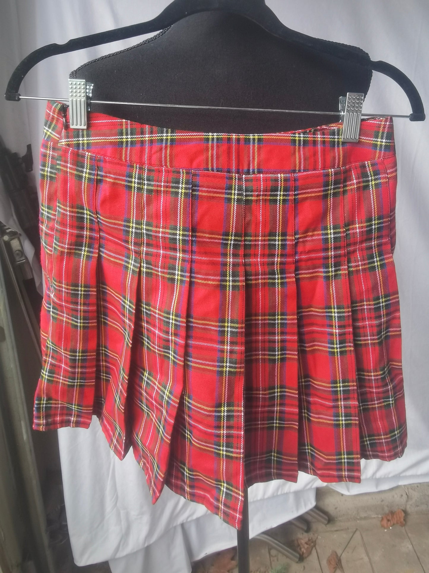 Women's Red Multicolor Check Pleated Mini Tartan Skirt  Size M
