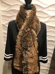 Women's Cashmere Faux Fur Collar