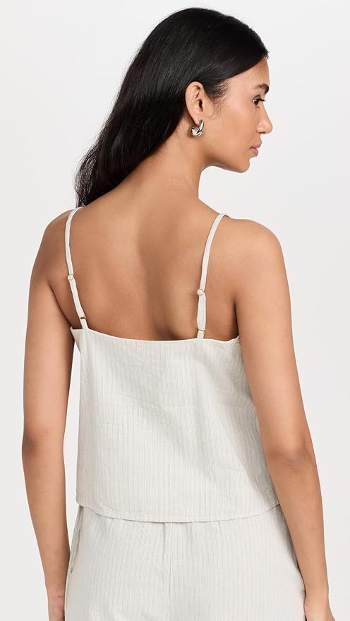 Women's white tube top didn't find size on picture