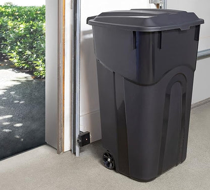 United Solutions 32 Gallon Wheeled Outdoor Garbage Can with Attached Snap Lock Lid and Heavy-Duty Handles, Black, Heavy-Duty Construction, Perfect Backyard, Deck, or Garage Trash Can, 2 Pack