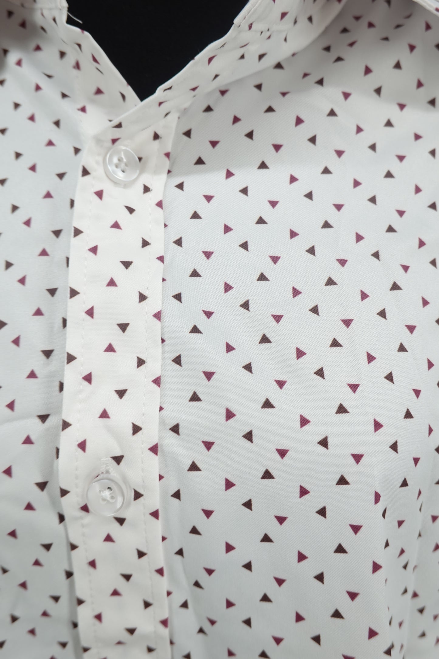 COOFANDY Unisex White Triangle Print Button-Up Shirt – Size L