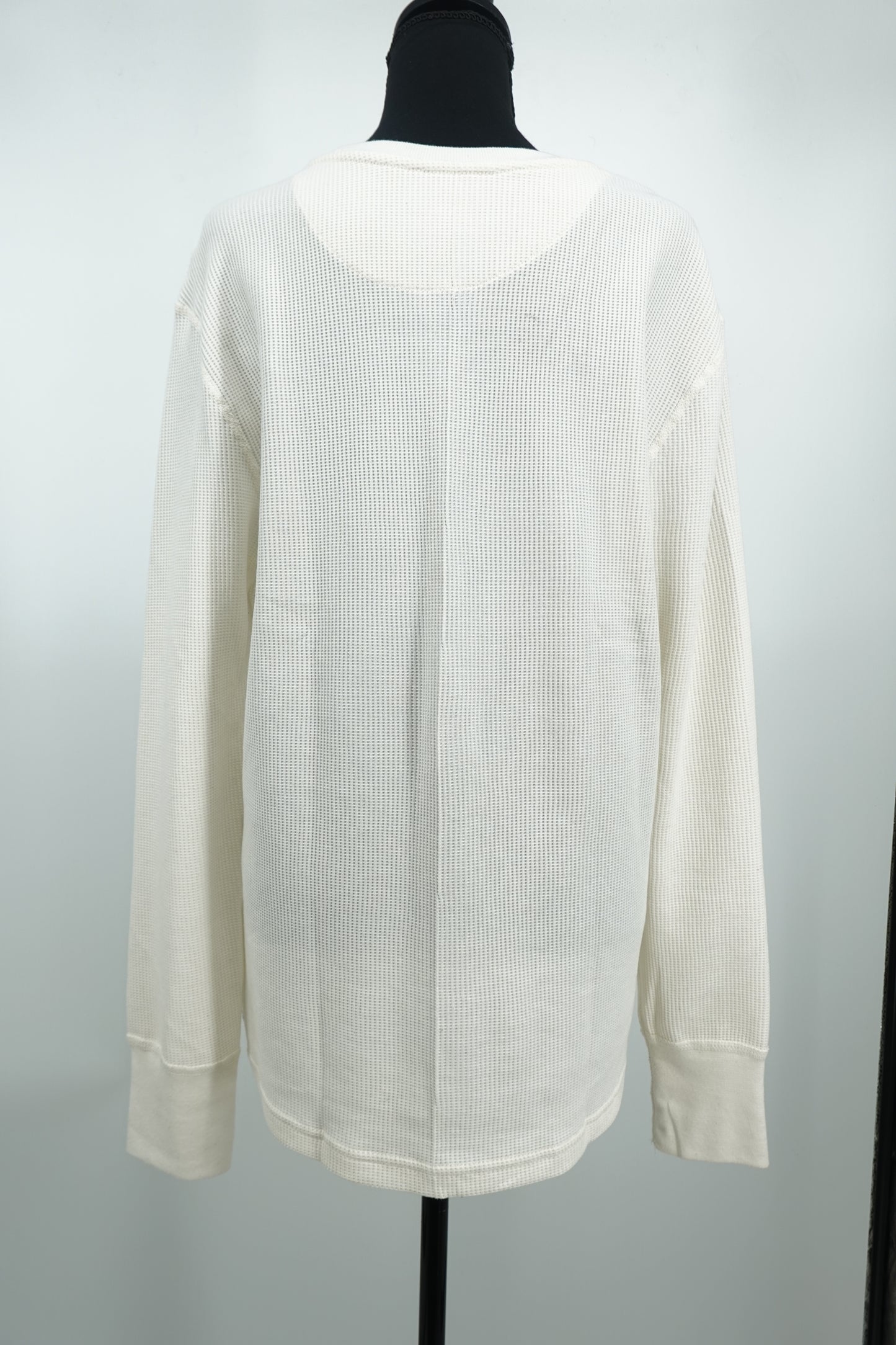 FRUIT OF THE LOOM Men’s White Checkered Long Sleeve Shirt – Size L