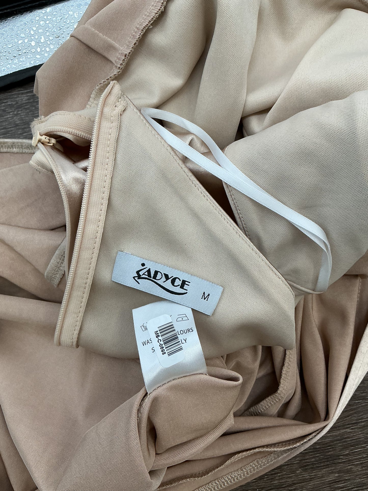 Gold Sleeveless Long Dress Size M