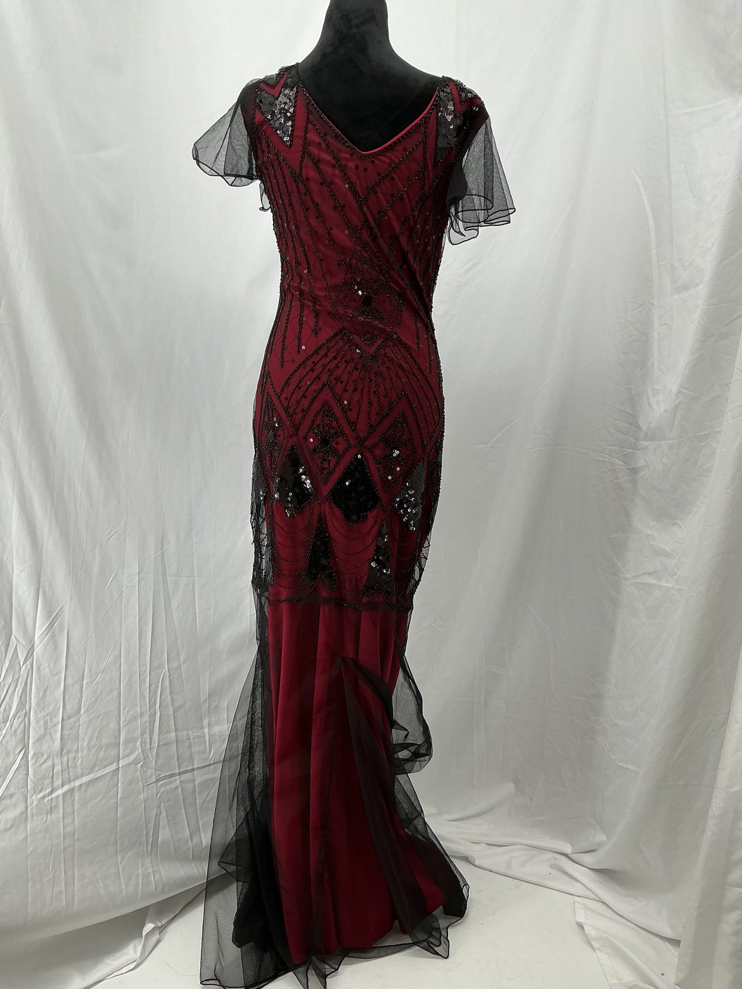 Red Long Dress With Black Lace Details Size S