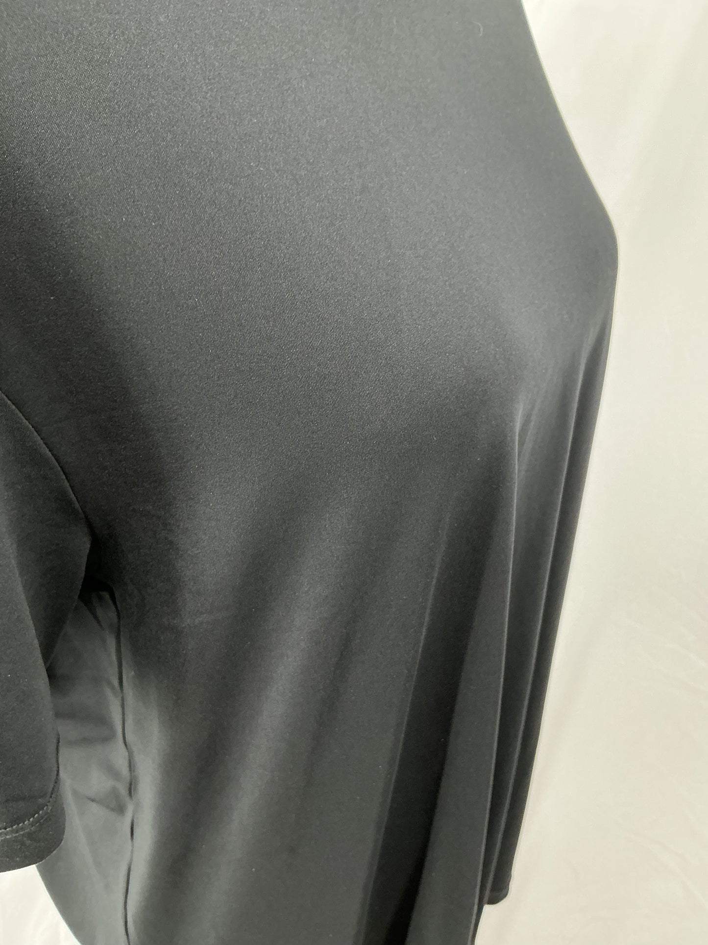 Black T-shirt Size L