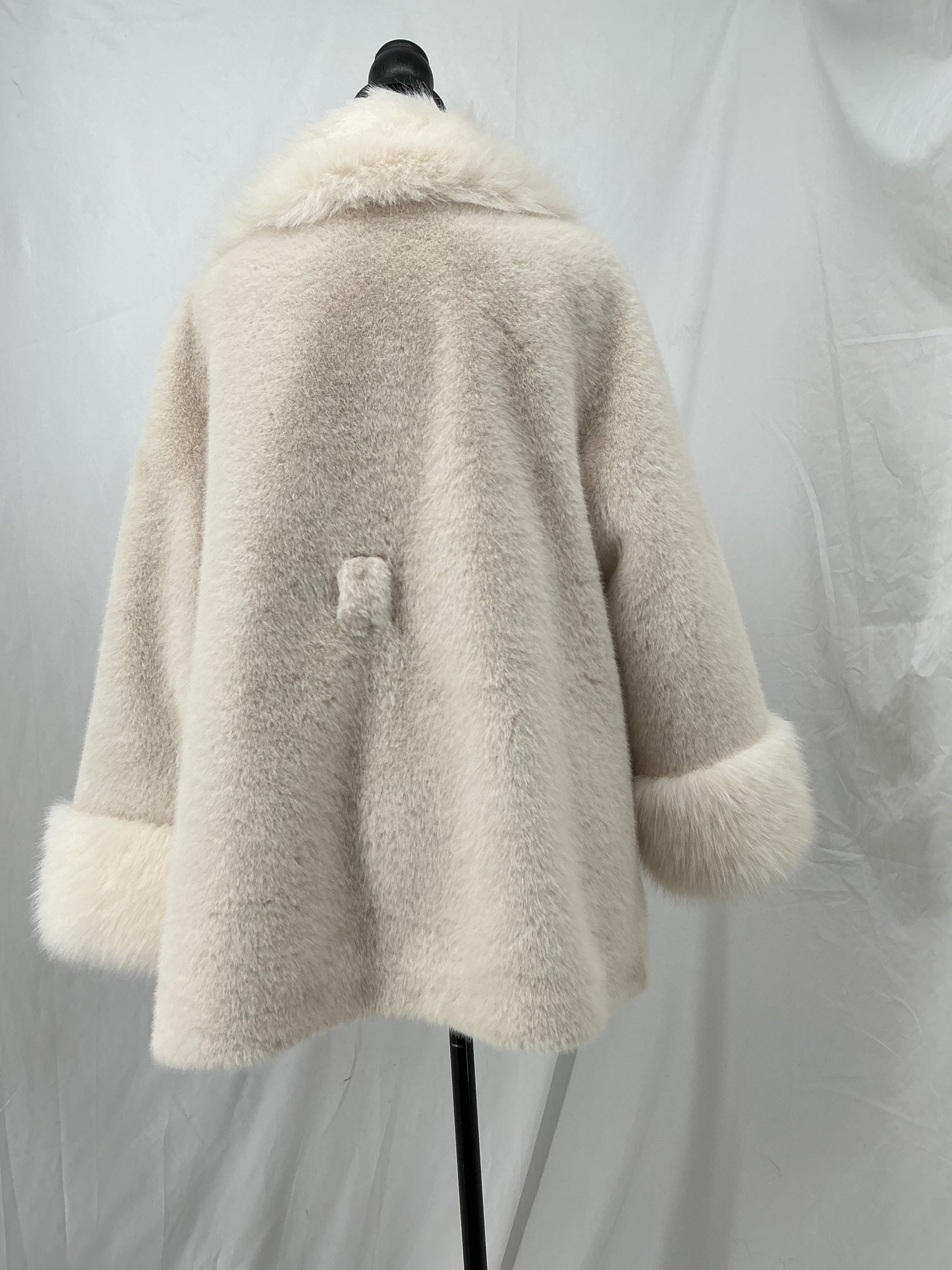 ANEWSTA Beige Coat With Fur Collar Size S