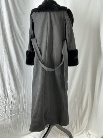 SHEIN Long Grey Coat With Fur Collar And Cuffs Size S