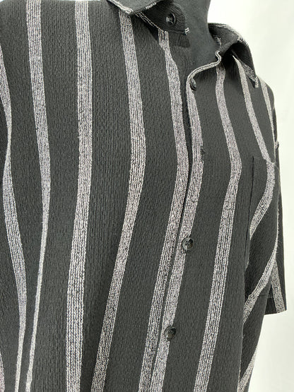 VATPAVE Black And Grey Striped T-Shirt Size L