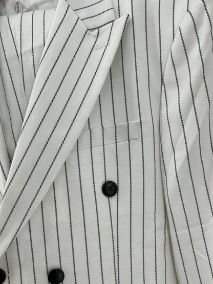 White Pinstripe Blazer Size 40 Large