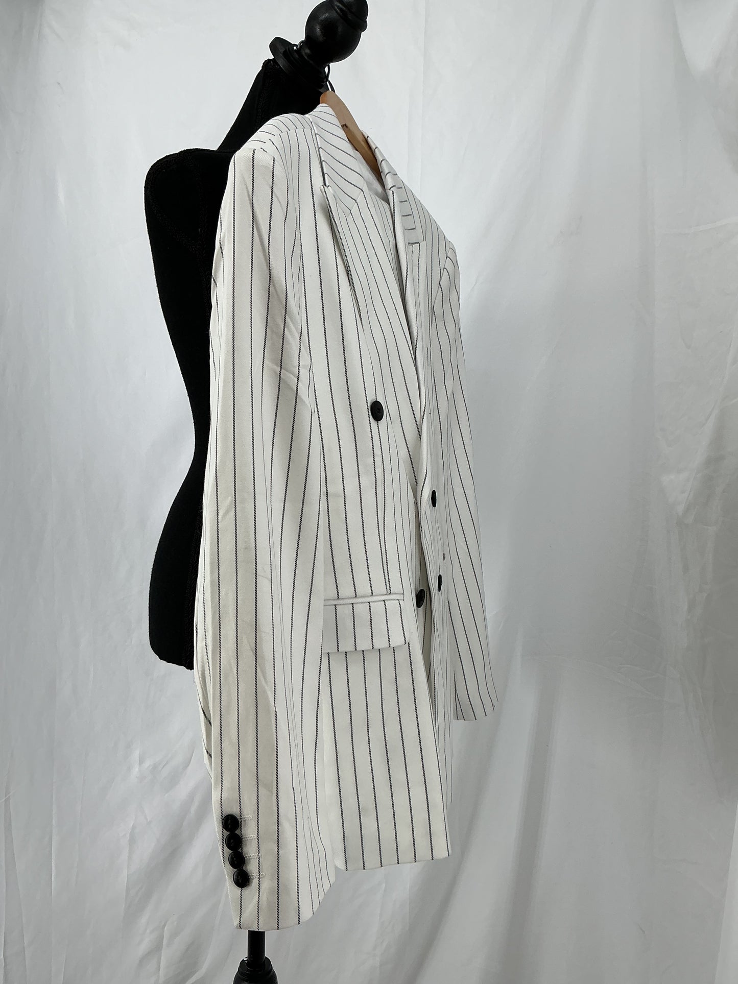 White Pinstripe Blazer Size 40 Large