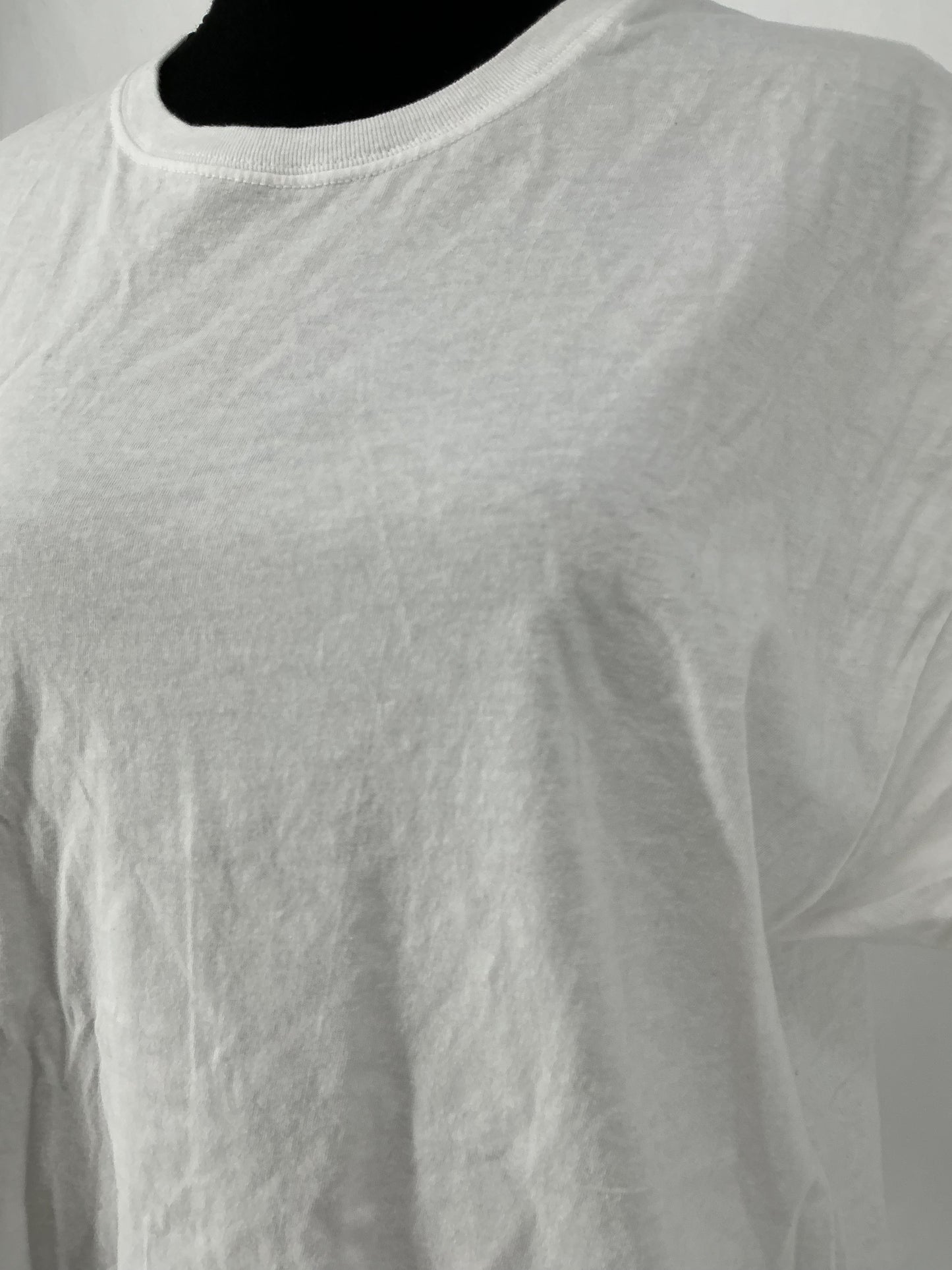 FRUIT OF THE LOOM White T-Shirt Size L