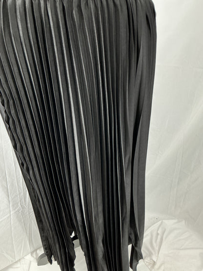 SHEIN Black Pleated Skirt Size L