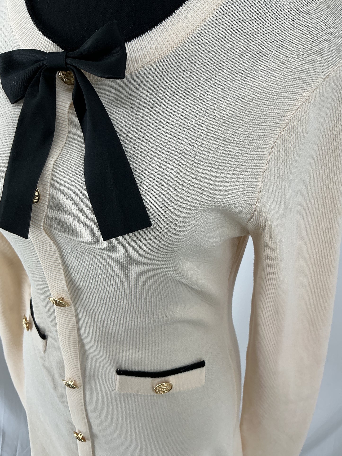 Ivory Button-Front Knit Dress with Contrast Bow Detail Size 4