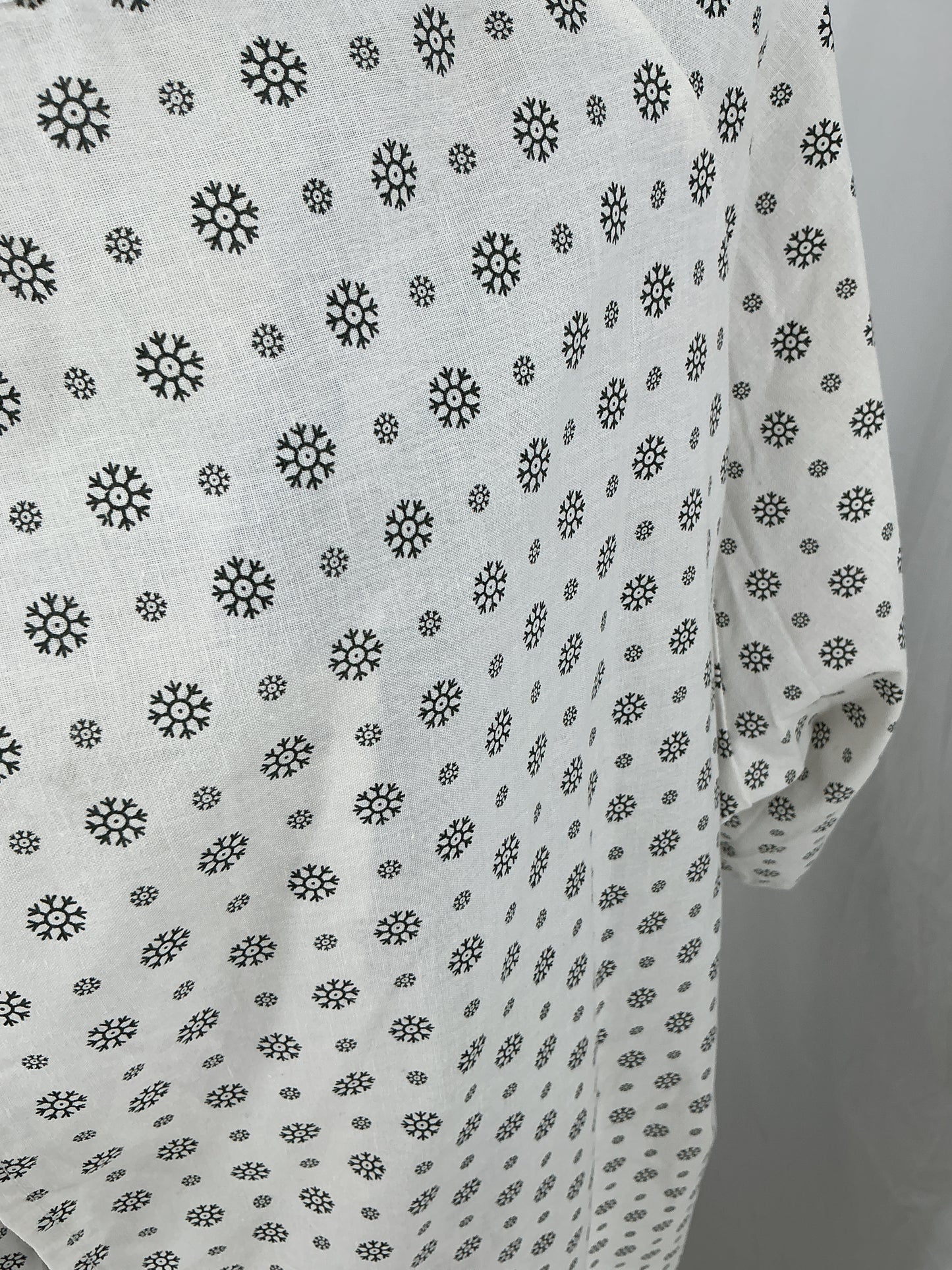 Patterned Cotton Blend Medical Patient Gown with Tie Closure