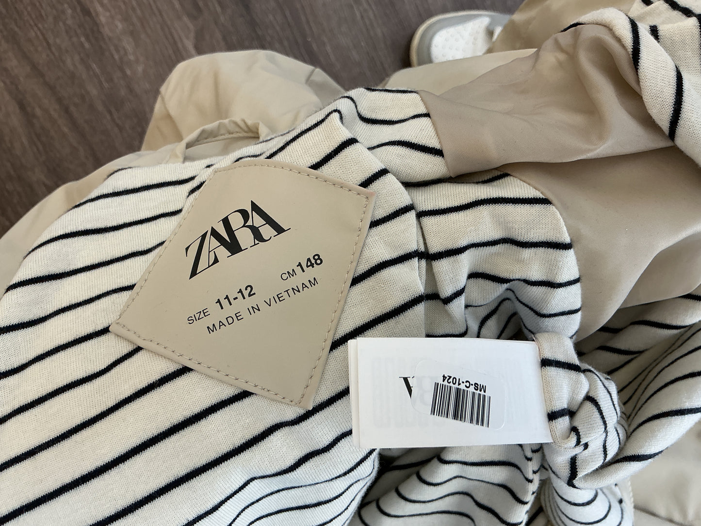 ZARA Kids Khaki Short Hooded Zip-Up Jacket with Striped Lining Size 148cm