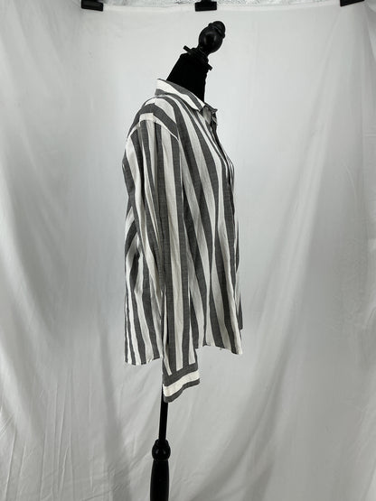 COOFANDY Black and White Vertical Stripe Button-Up Shirt Size M