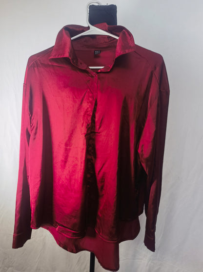 RED SATIN/SILK BUTTON DOWN SHIRT Size M