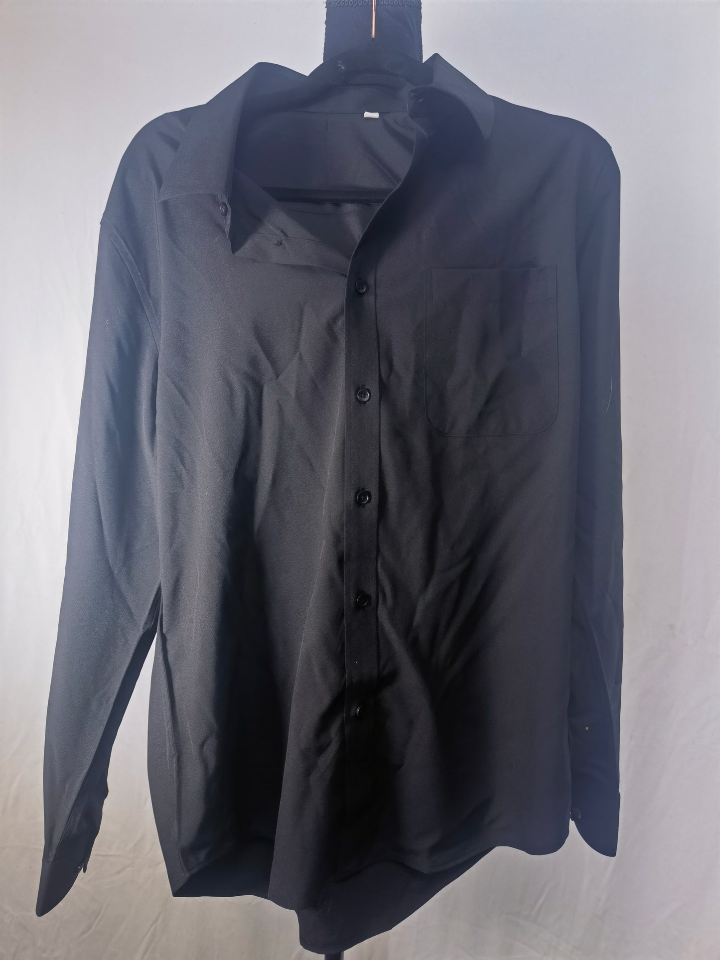 Men's black shirt size M
