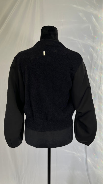 Amazon Essentials Women's Lightweight Crewneck Cardigan Sweater (Available in Plus Size) Size No