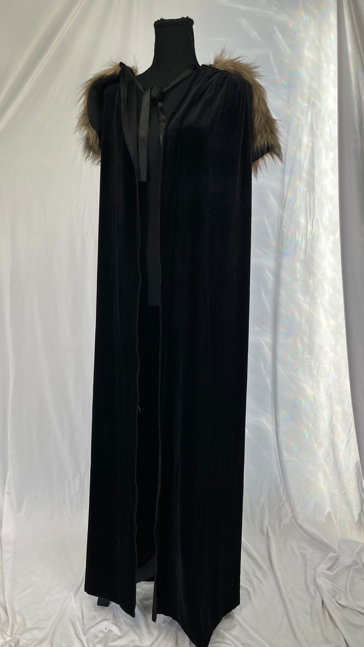 Fun Costumes Black Faux Fur Collar Viking Cape for Adults Standard Size No