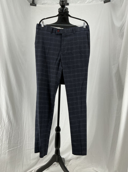 Men’s Black Checkered Blazer And Pants size 40