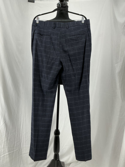 Men’s Black Checkered Blazer And Pants size 40