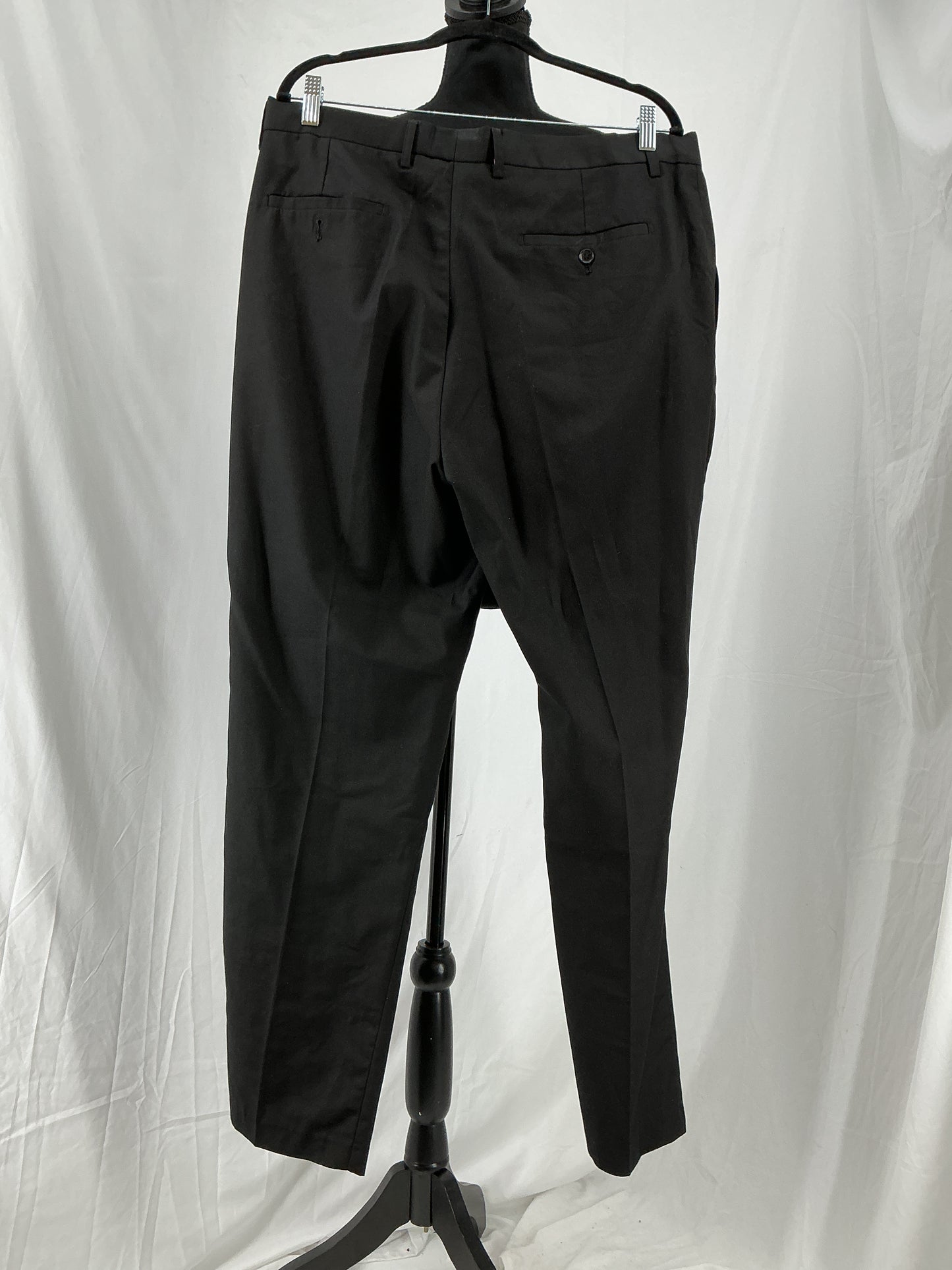Men’s Black Blazer And Pants – Size XL