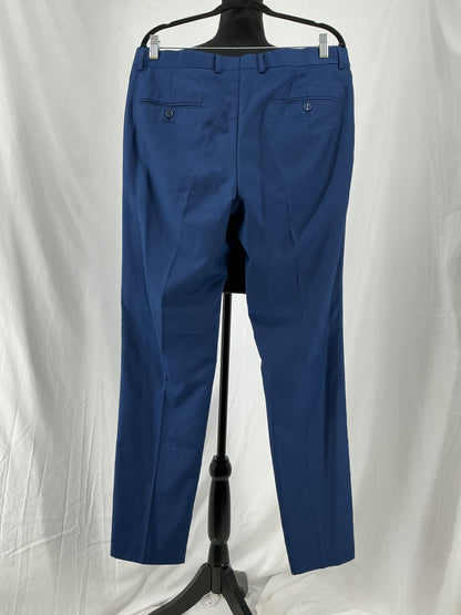 Men’s Blue Blazer with Metal Details And Pants – Size L