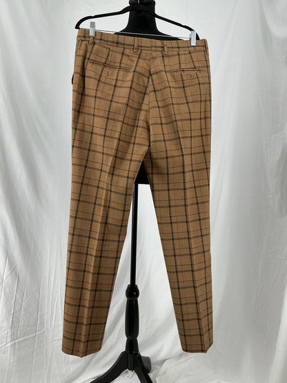 Men’s Brown Plaid Blazer And Pants – Size 40