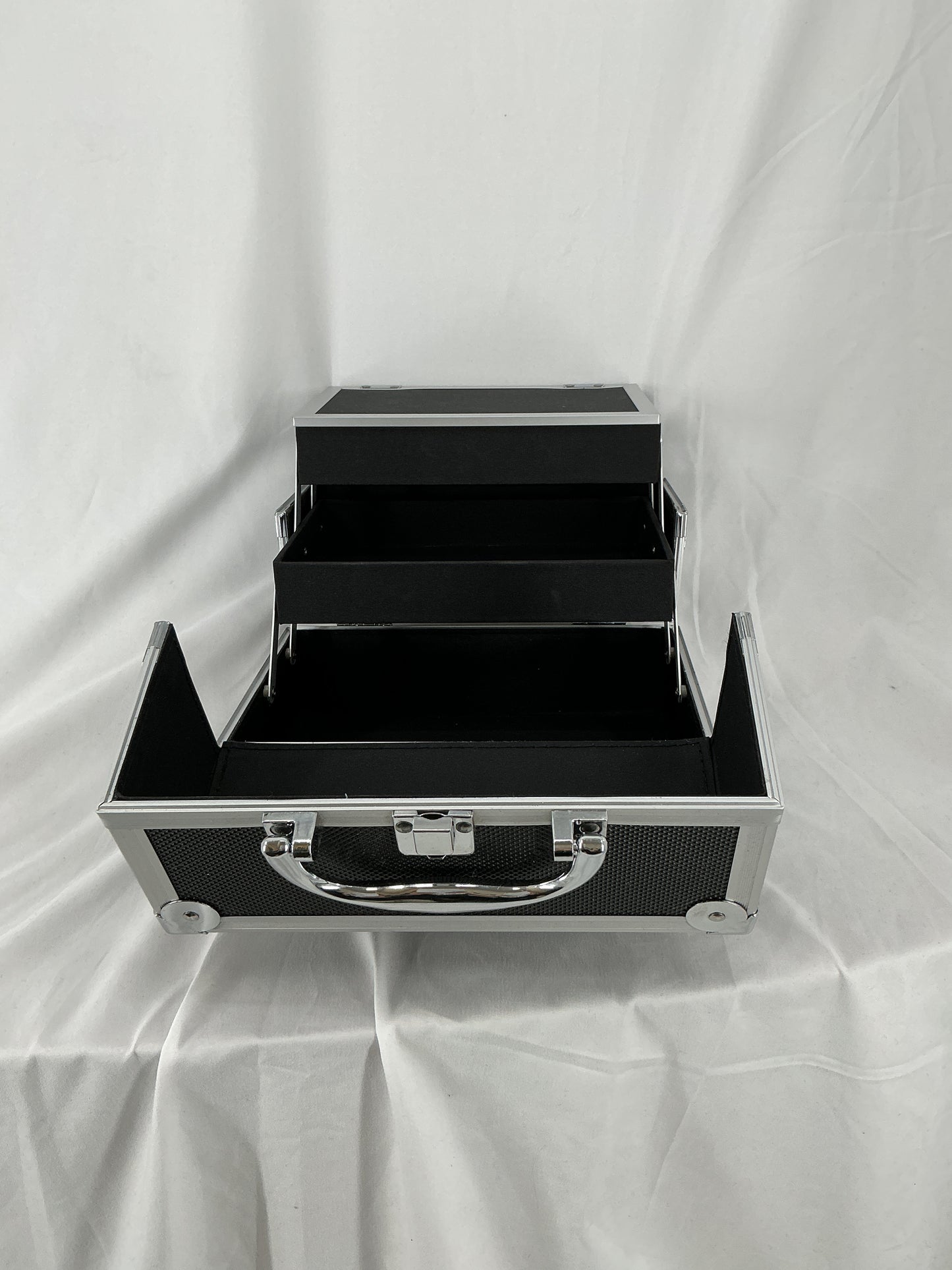Aluminum Makeup Train Case with Fold-Out Trays and Mirror