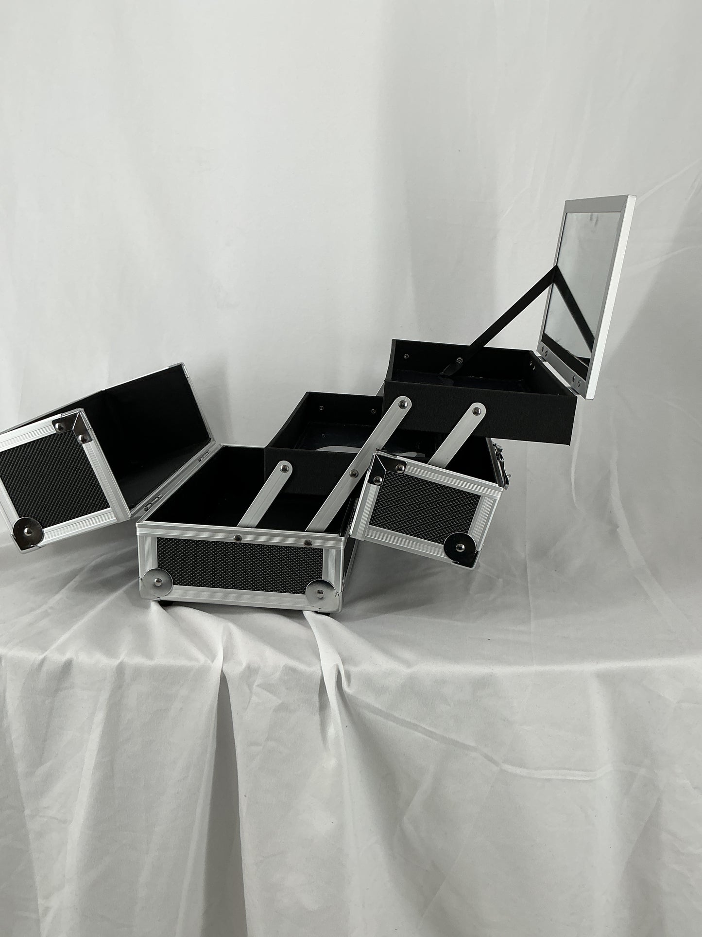 Aluminum Makeup Train Case with Fold-Out Trays and Mirror
