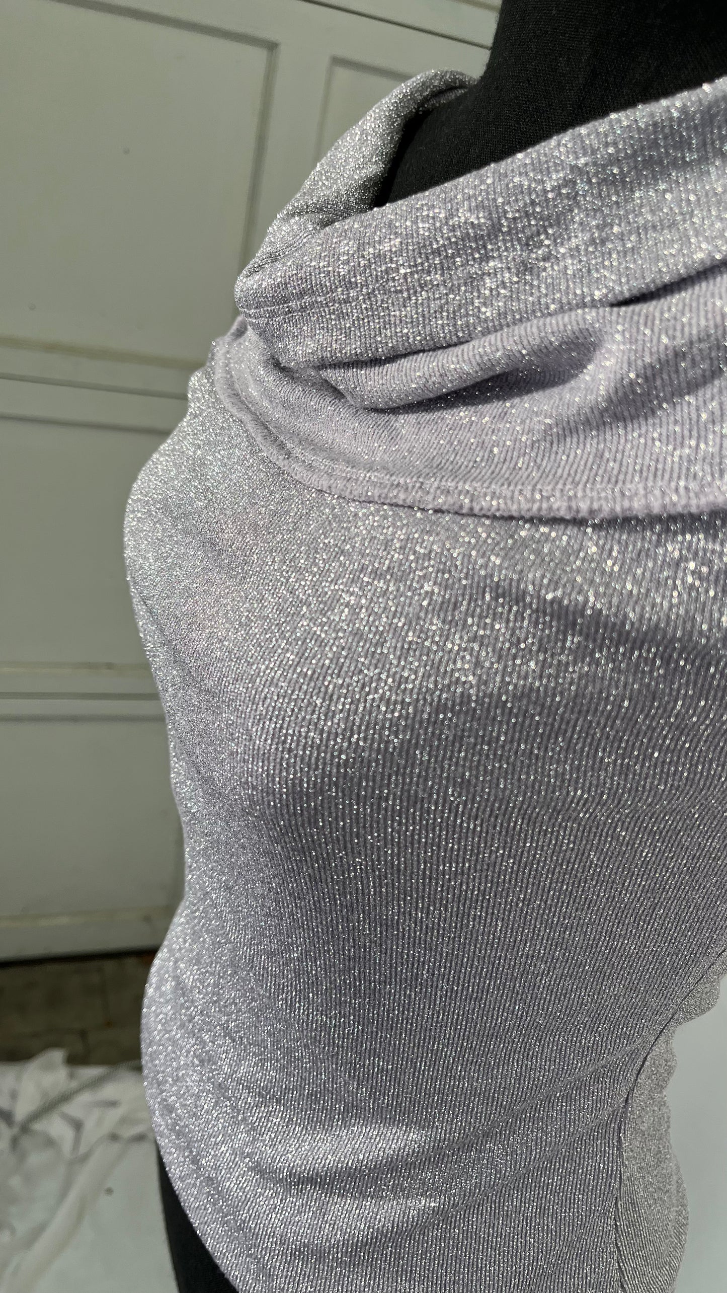 Crop Top Women Long Sleeves Solid Color Round Neck Basic Slim Fit Sexy Top Fashion and Fit Slim Sexy Girl Crop Top Size S