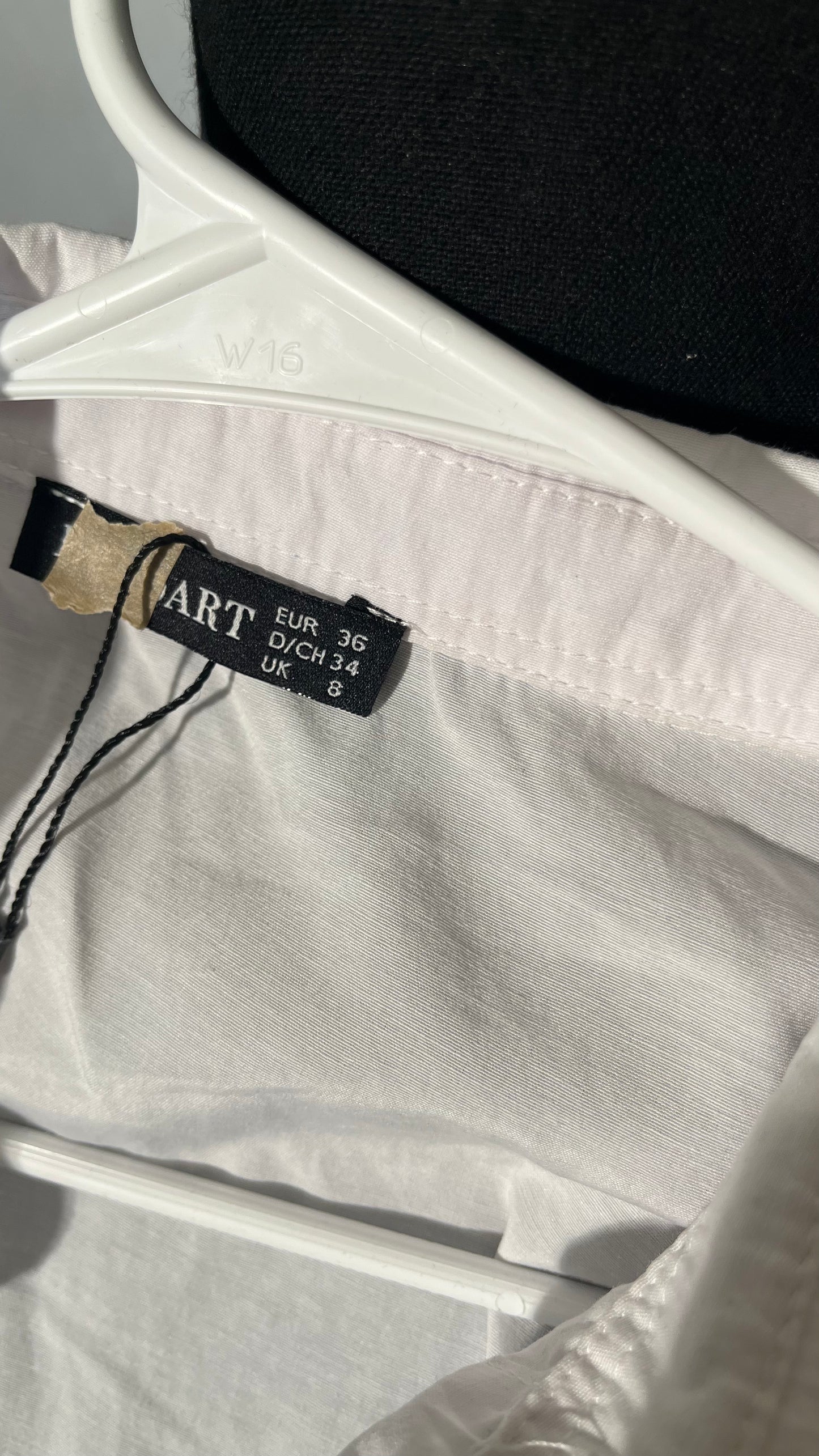 Van Heusen Men's Dress Shirt Fitted Poplin Solid Size No