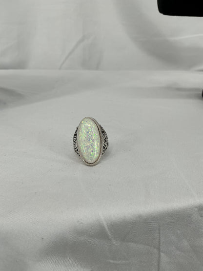 Vintage Aurora Filigree Band