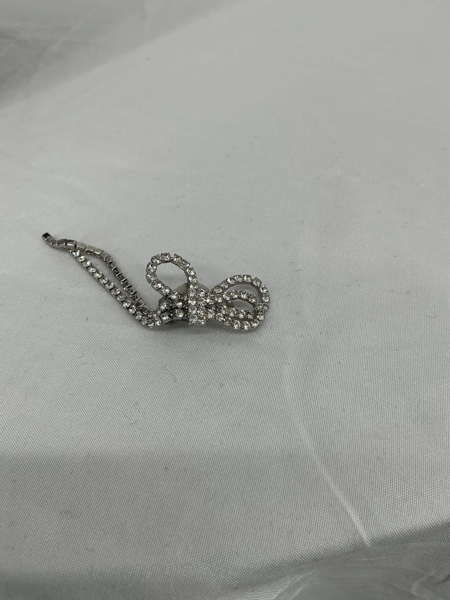 Sparkling Ribbon Bow Clip