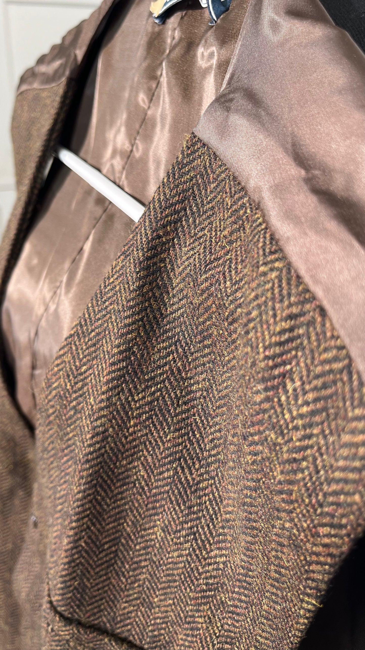 Men's V Neck 5 Buttons Herringbone Formal Casual Suit Vest Wool Tweed Waistcoat Business Coat Top Vest for Wedding Prom Size XL