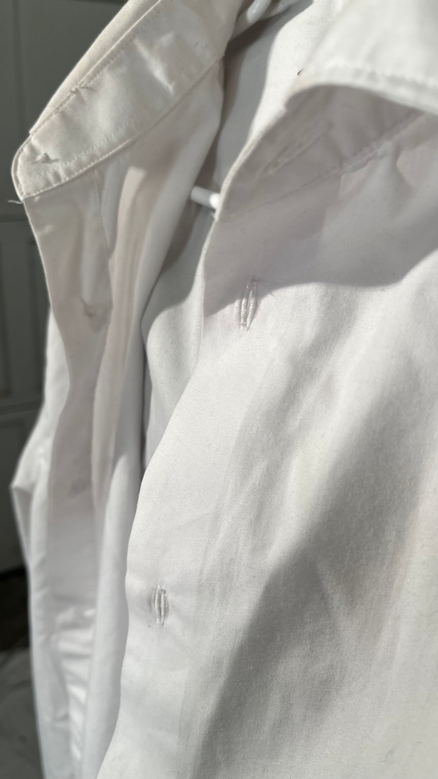 Amazon Essentials Women's Classic-Fit Long-Sleeve Linen Shirt size M