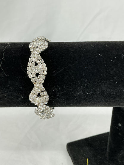 Sparkling Zirconia Flower Cluster Bracelet