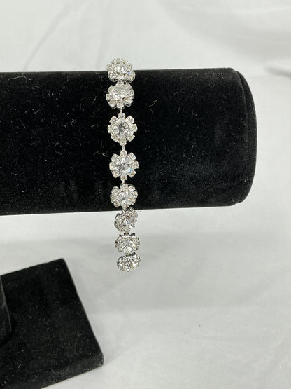Sparkling Zirconia Flower Cluster Bracelet