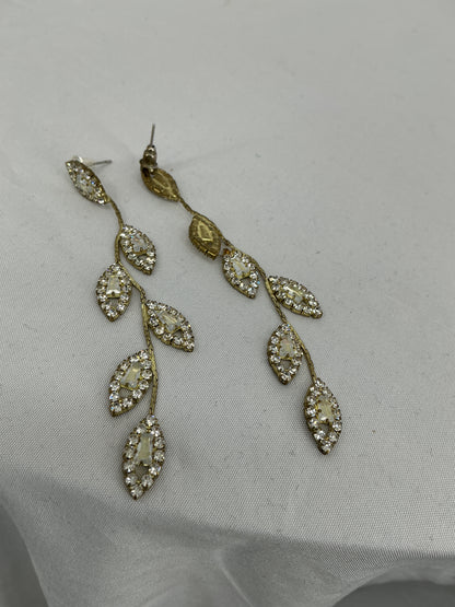 Golden Willow Leaf Dangle Earrings