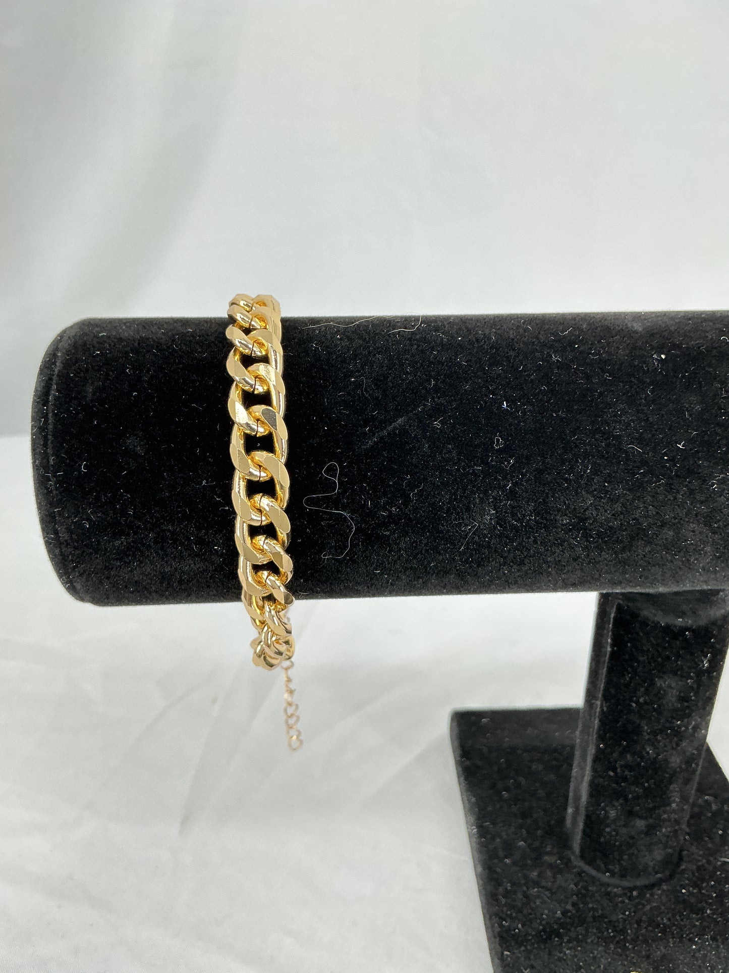 Classic Golden Cuban Link Bracelet