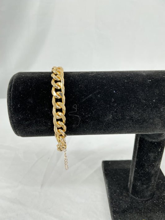 Classic Golden Cuban Link Bracelet