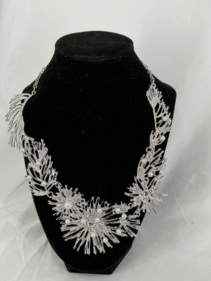 Artisan Silver Frost Anemone Collar