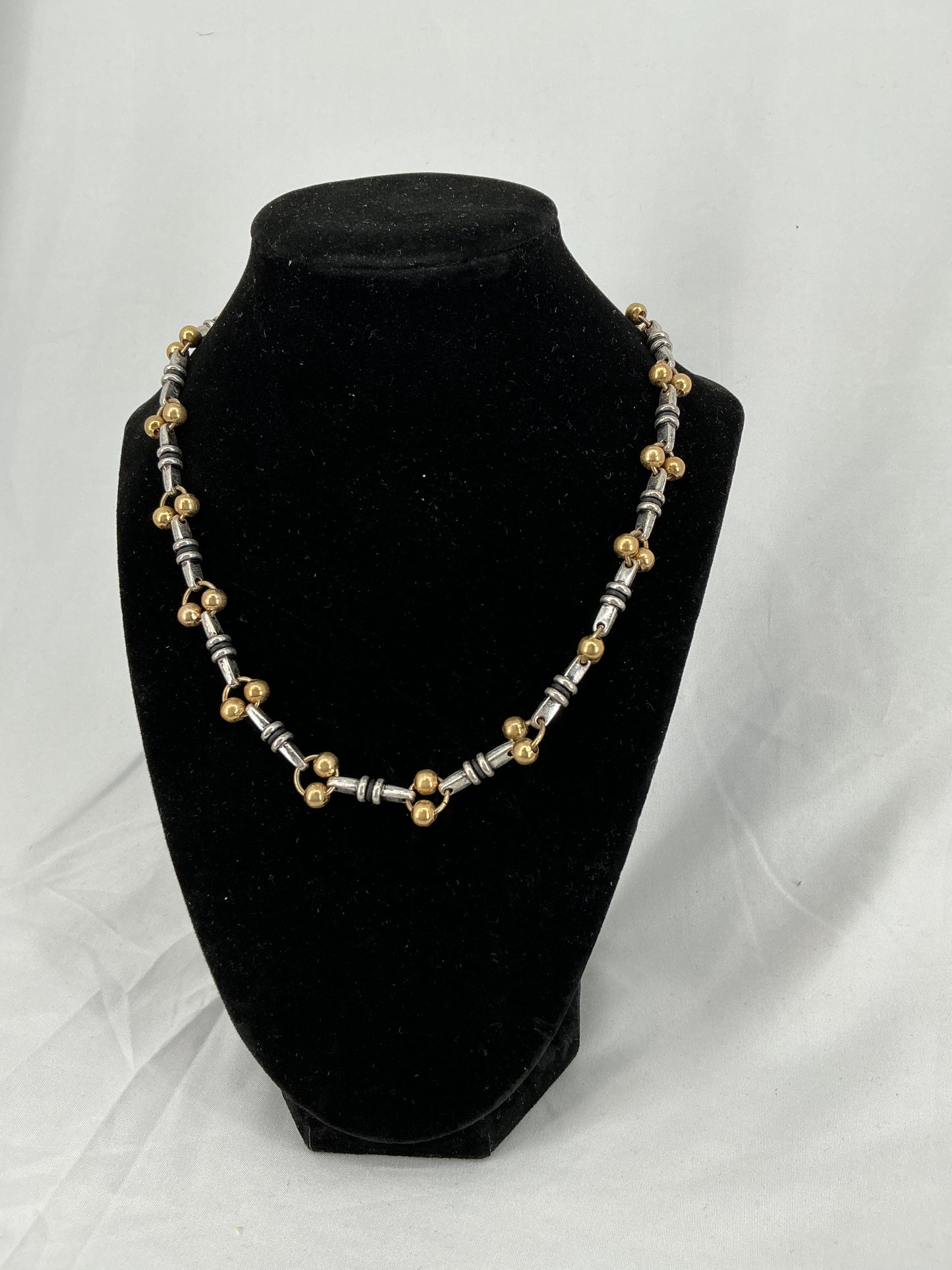 Two-Tone Geometric Link Necklace