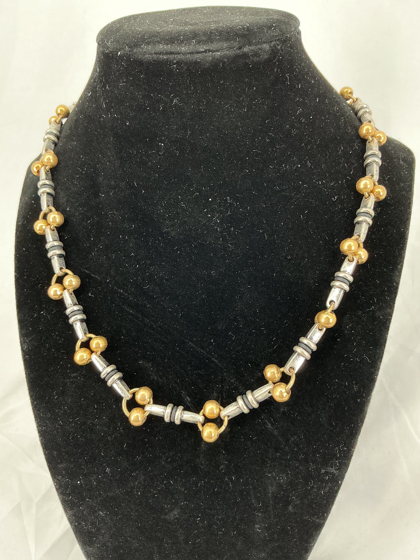 Two-Tone Geometric Link Necklace