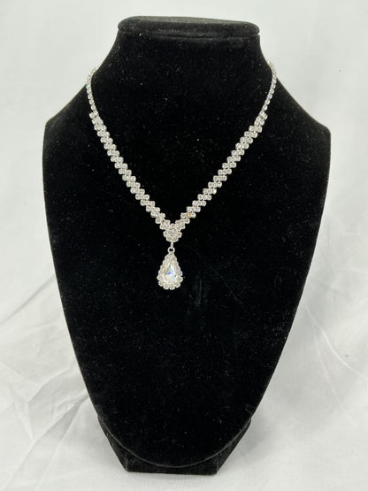 Eternal Radiance Diamond Necklace