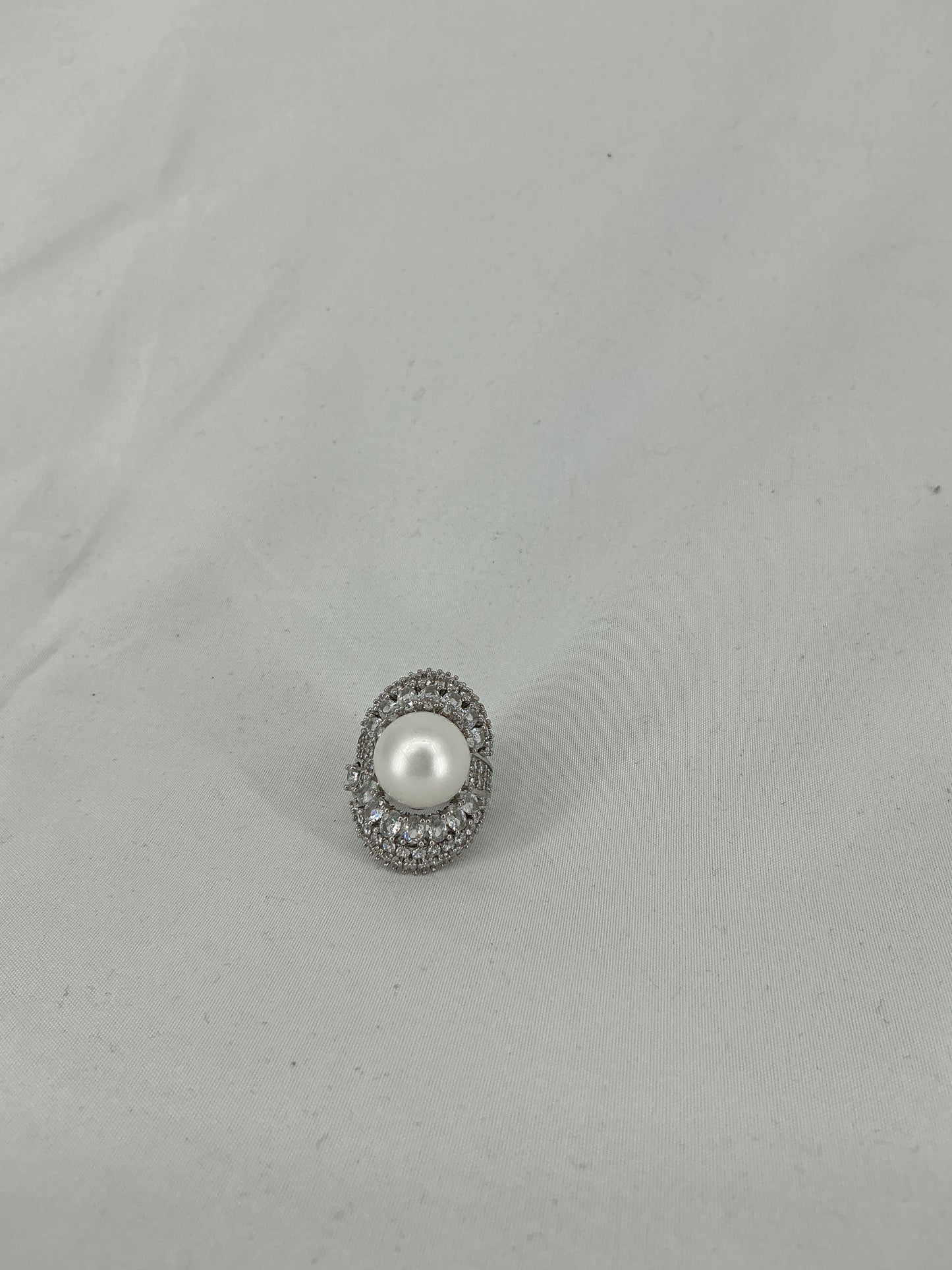 Vintage Radiant Pearl Ring